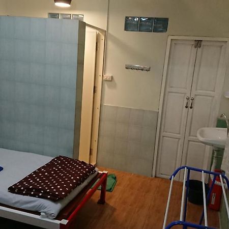 5 Minute Hostel Bangkok Ngoại thất bức ảnh