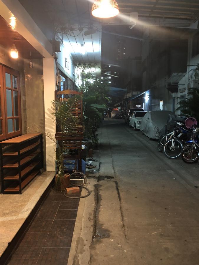 5 Minute Hostel Bangkok Ngoại thất bức ảnh