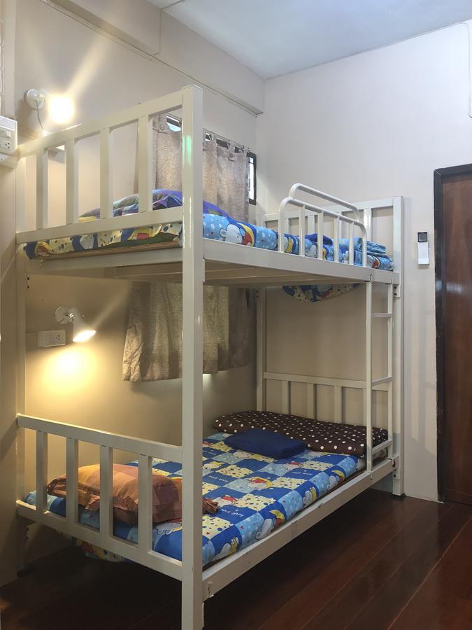 5 Minute Hostel Bangkok Ngoại thất bức ảnh